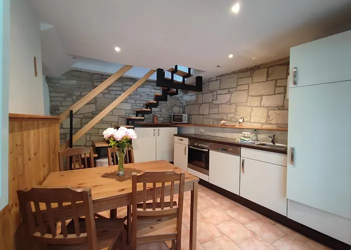 Grosse Reblaus - Wohnen Im Weinberg In Der Toskana Des Nordens